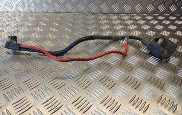 Positive cable (battery)