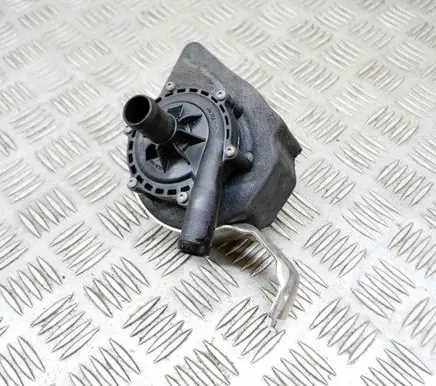 Tesla Model S Electric auxiliary coolant/water pump 106747300F