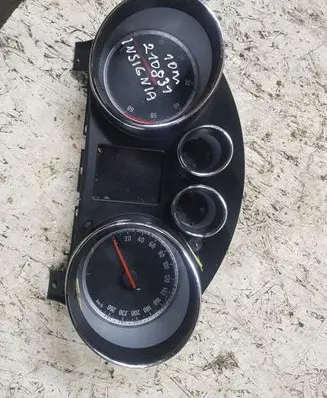 Opel Insignia A Speedometer (instrument cluster) 12844138