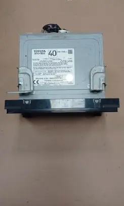 Toyota Sienna XL30 III Radio/CD/DVD/GPS head unit 8614008040