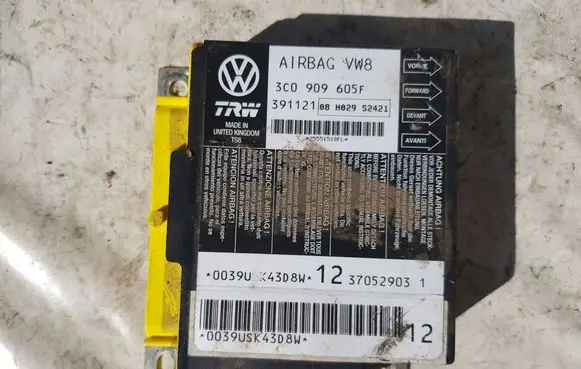 Volkswagen PASSAT B6 Airbag control unit/module 3C0909605F