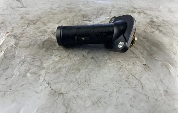 Thermostat/thermostat housing
