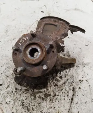 Hyundai ix20 Front wheel hub spindle knuckle