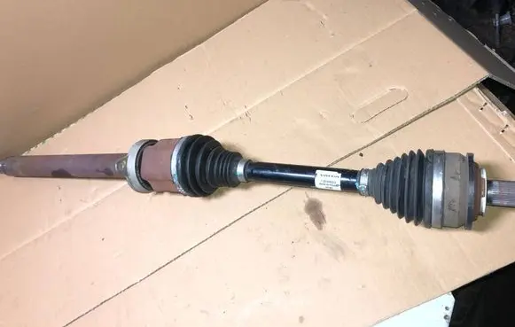 Volvo XC90 Front driveshaft P32339223