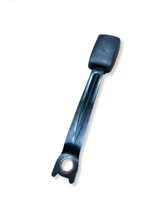 Peugeot 107 Front seatbelt buckle E034501 B480