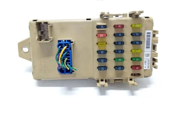 Subaru Legacy Fuse box set JB200400 981028