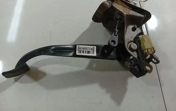 KIA Ceed Brake pedal 