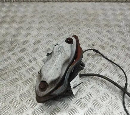 Mercedes-Benz CLS C218 X218 Front brake caliper A2044215498
