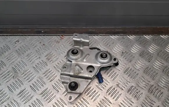 Audi A7 S7 4G ABS pump bracket 4G0614235