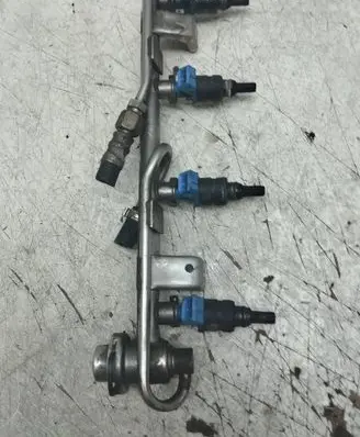 Fuel main line pipe