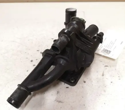 Thermostat/thermostat housing