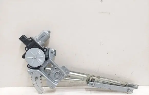 Mitsubishi i-MiEV Front door window regulator with motor 5713A090 104050