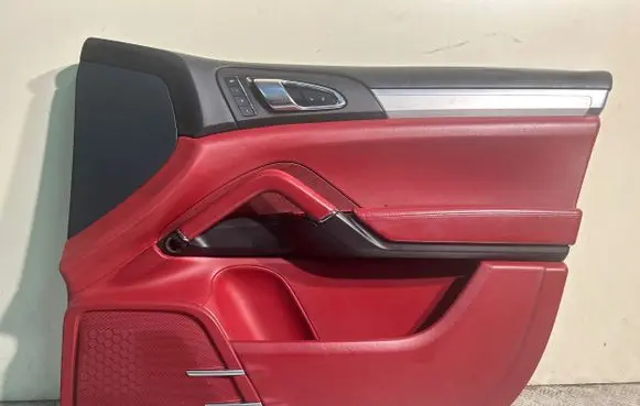 Porsche Cayenne (92A) Front door card panel trim 7P5867012D