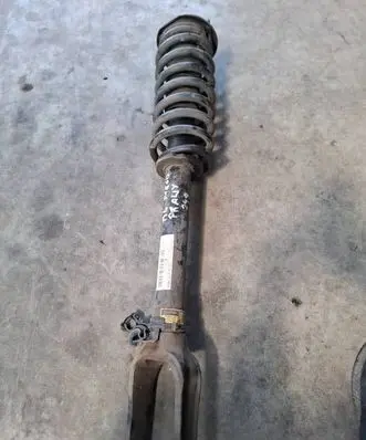 Mercedes-Benz ML W164 Front shock absorber/damper A1643203513