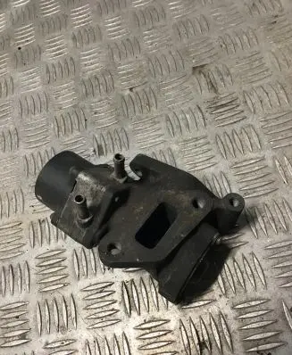 Nissan X-Trail T30 EGR valve