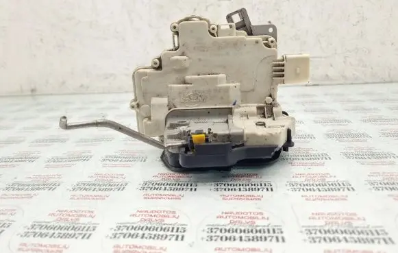 Seat Exeo (3R) Rear door lock 8E0839015AA