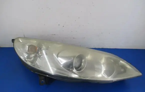 Peugeot 407 Headlight/headlamp