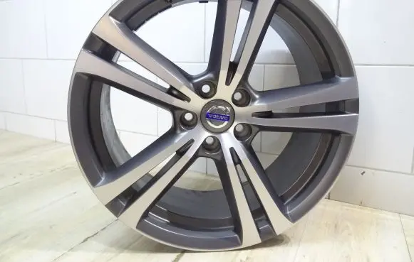 Volvo XC60 R19 alloy rim 31399397