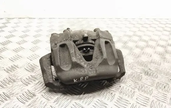 Mercedes-Benz C W204 Front brake caliper