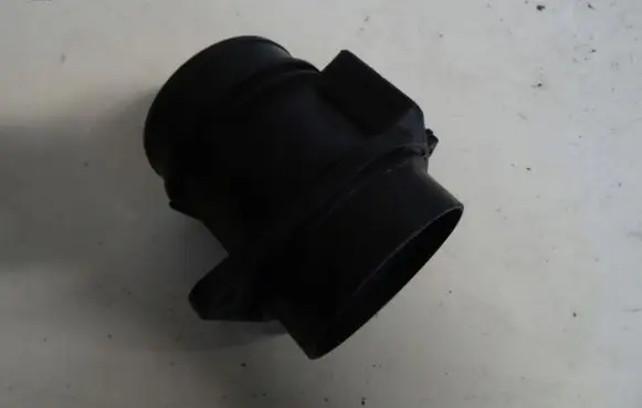 Renault Scenic I Mass air flow meter 7700105010B