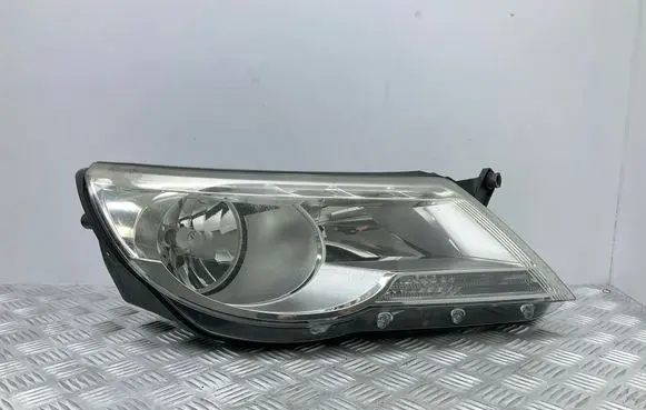Volkswagen Tiguan Headlight/headlamp 5N2941032K