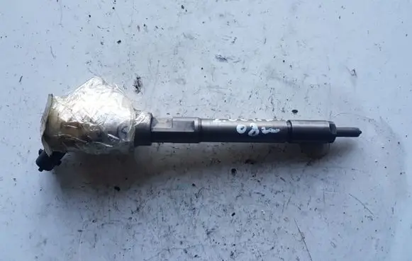 KIA Sportage Fuel injector 0445110258