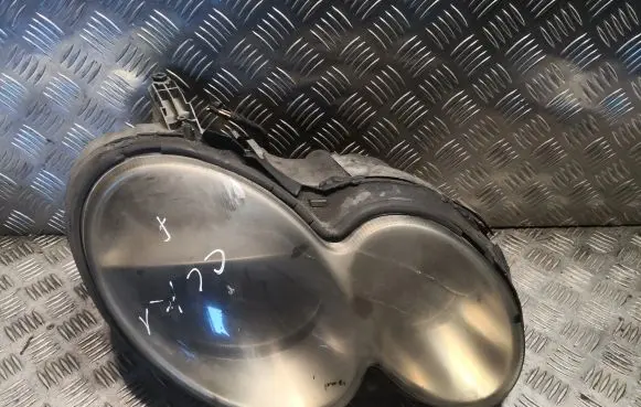 Mercedes-Benz CLK A209 C209 Headlight/headlamp 2098200261 A2098200261