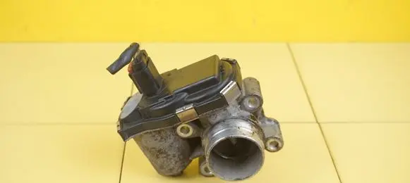 Opel Corsa E Throttle body valve 12637658BB 26SP32