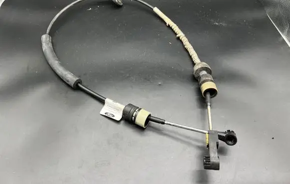 Ford Mondeo MK IV Gear shift cable linkage 7G917E395BA