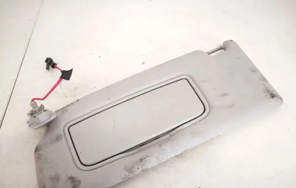 Volvo V50 Sun visor