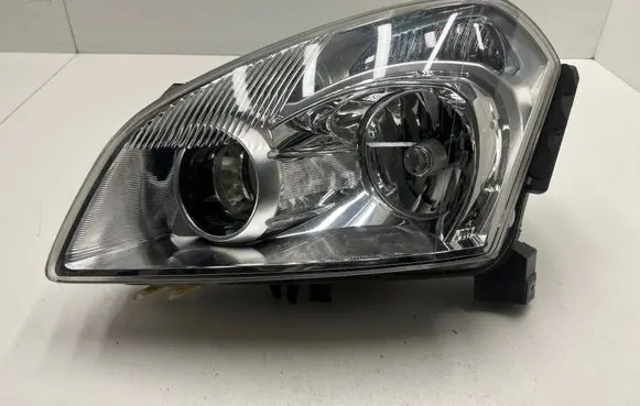 Nissan Qashqai Headlight/headlamp 26060JD01A 1LF23804213 01241267