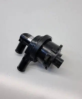 Lexus NX Electric auxiliary coolant/water pump 0641001301