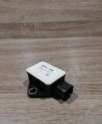 Audi A4 S4 B8 8K ESP acceleration yaw rate sensor 8K0907637C 0265005738