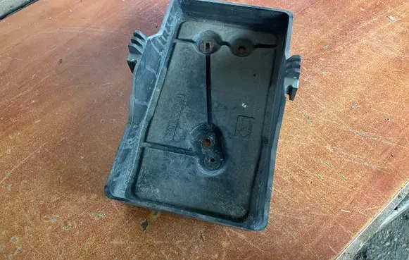 Mazda 6 Battery tray 