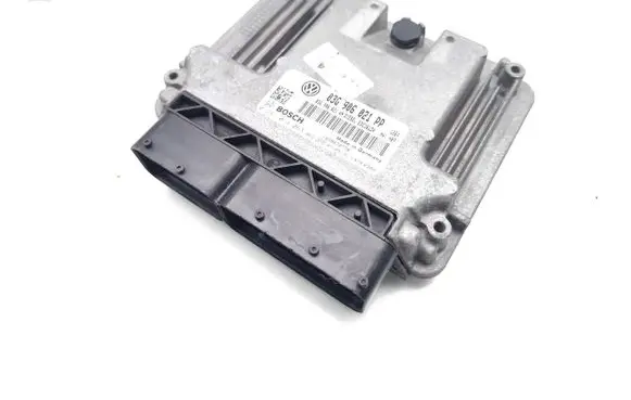 Volkswagen Golf V Engine control unit/module 03G906021PP 0281014063 1039S22778