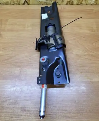 Volvo S80 Front seatbelt 6049192R0C