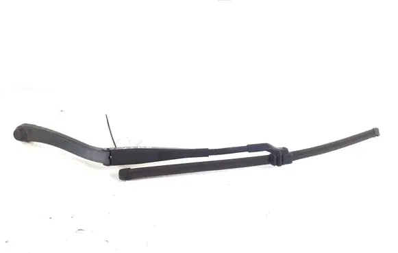 Mercedes-Benz E W212 Front wiper blade arm A2128201344