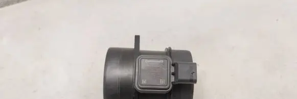 Mercedes-Benz Vito Viano W639 Mass air flow meter A6510900148 6510900148
