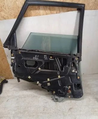 Audi 80 90 S2 B4 Rear door window/glass frame 