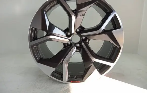 Audi RS Q8 R21 alloy rim 4KE601025AD