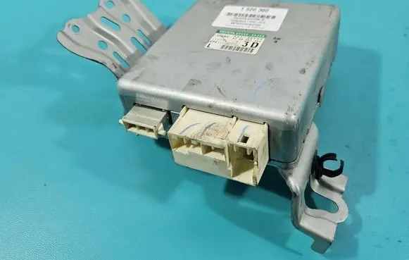 Toyota Auris 150 Central body control module 89650-02390 IMPRK1520300