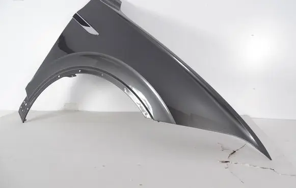 Volkswagen Touareg III Fender 760821106