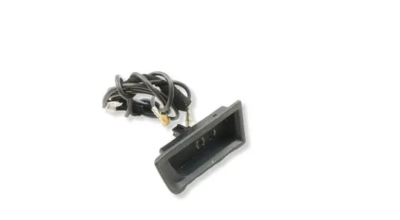 BMW 3 F30 F35 F31 AUX in-socket connector 9207357 105026812 58450710