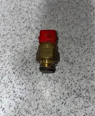 BMW 5 E39 Coolant temperature sensor 1741900