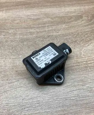 Audi A4 S4 B6 8E 8H ESP acceleration yaw rate sensor 8E0907637A 0265005245