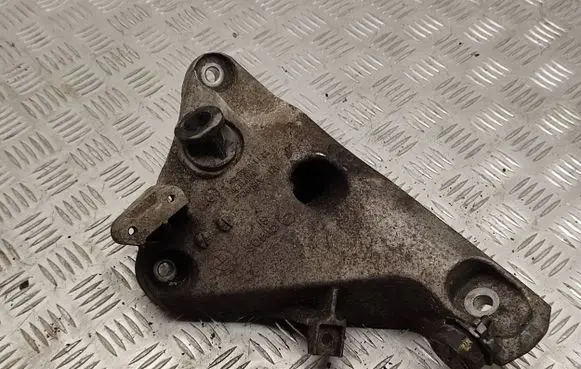 BMW X5 F15 Engine mounting bracket 22116882029 22116859785 22116852859