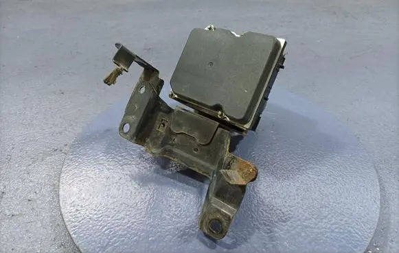 Mazda CX-7 ABS Pump EH46437A0