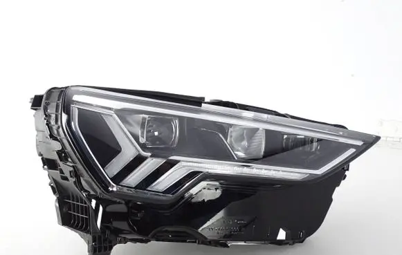Audi Q3 F3 Headlight/headlamp 83A941034