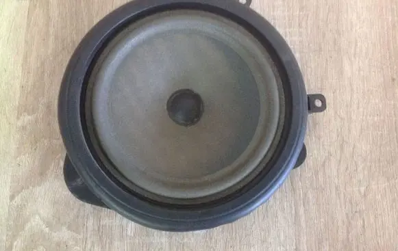 Audi A3 S3 8P Front door speaker 8P0035411