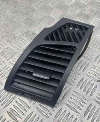 BMW 1 E81 E87 Dashboard side air vent grill/cover trim 7059187